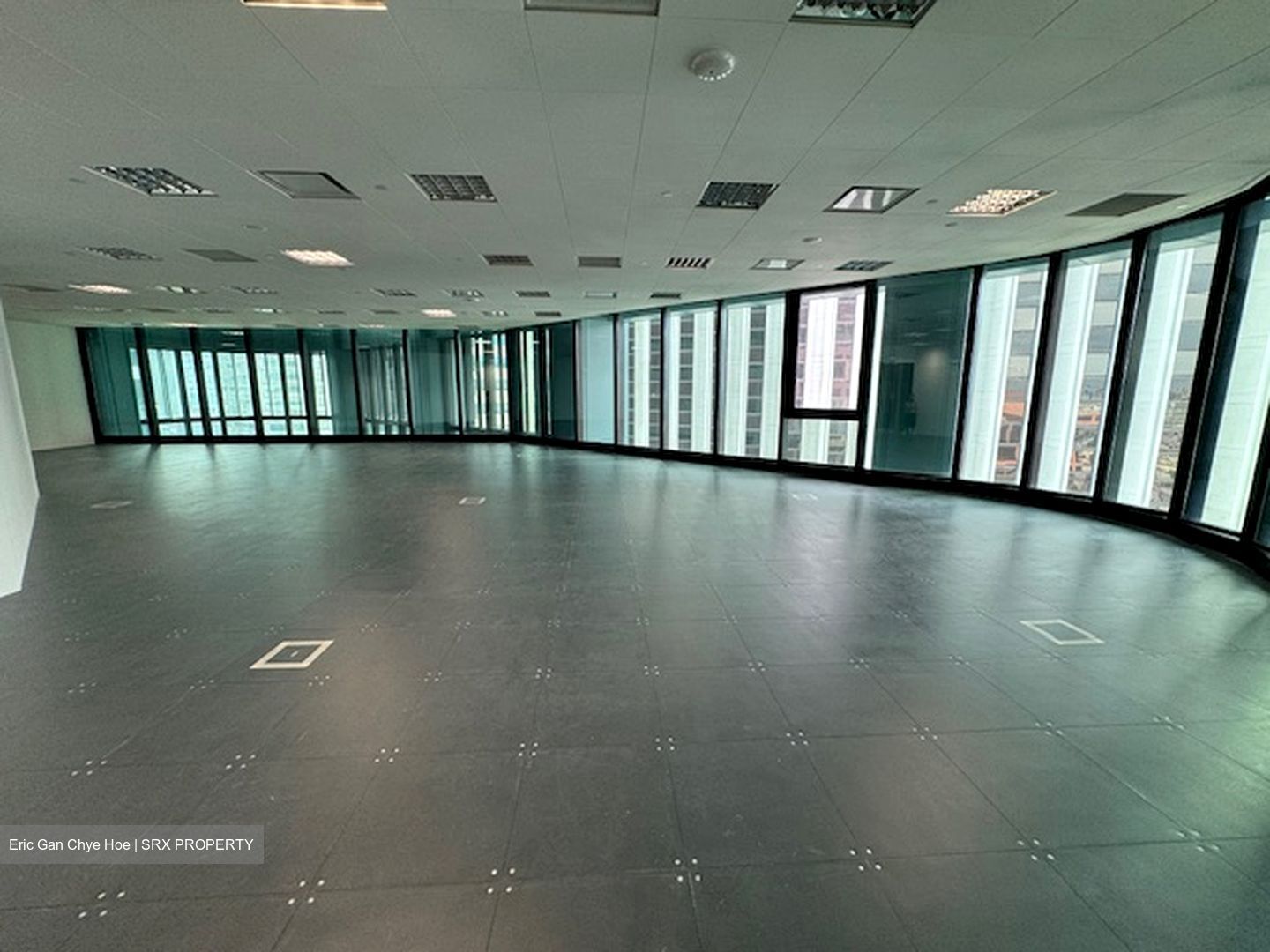 Hub Synergy Point (D2), Office #438054591